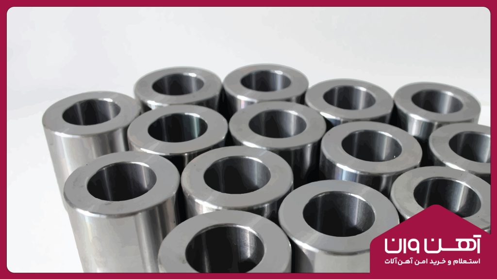 لوله‌های گوشتدار، که به لوله‌های فولادی ضخیم نیز معروف هستند، به دلیل ضخامت بالای دیواره آن‌ها در مقایسه با سایر لوله‌ها، کاربردهای گسترده‌ای در صنایع مختلف دارند